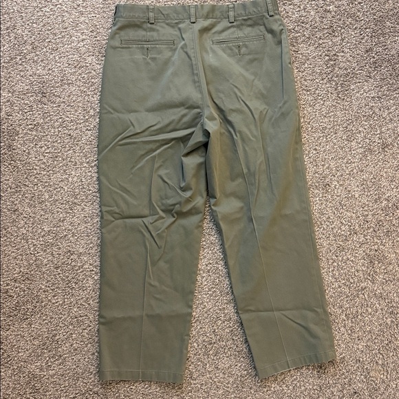 L.L Bean Pants - Picture 4 of 5